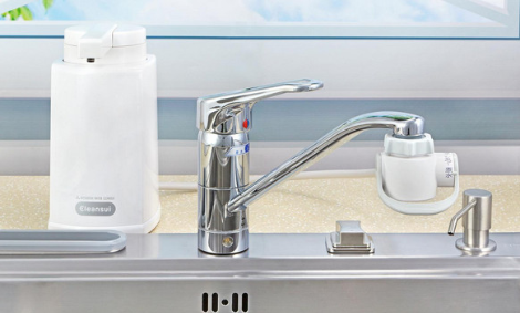 一线品牌水龙头净水器：家庭饮水新选择